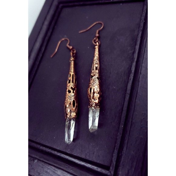 Copper plated filigree quartz crystal earrings handmade gothic style jewelry - Picture 7 of 12